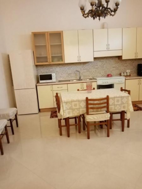 Hotels in Bisciano